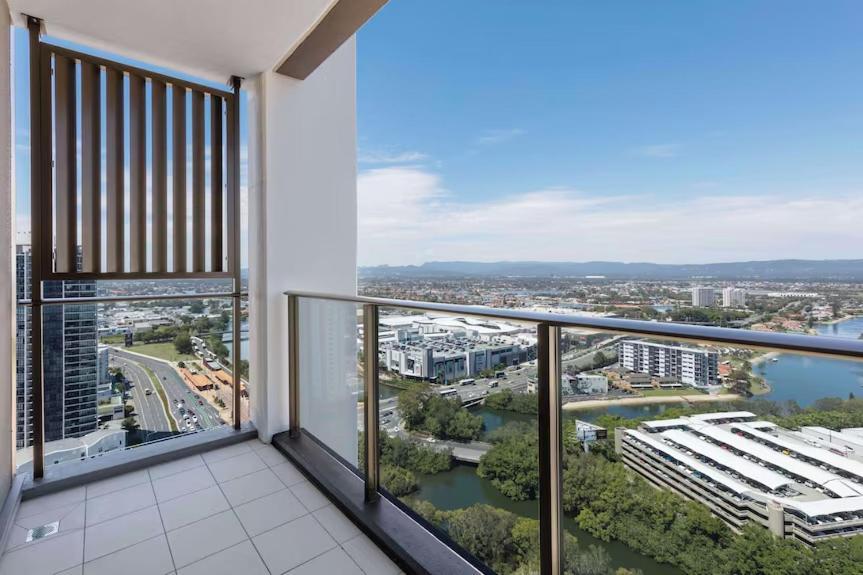 Beach Residences 2-Br River View Gold Coast Exterior photo