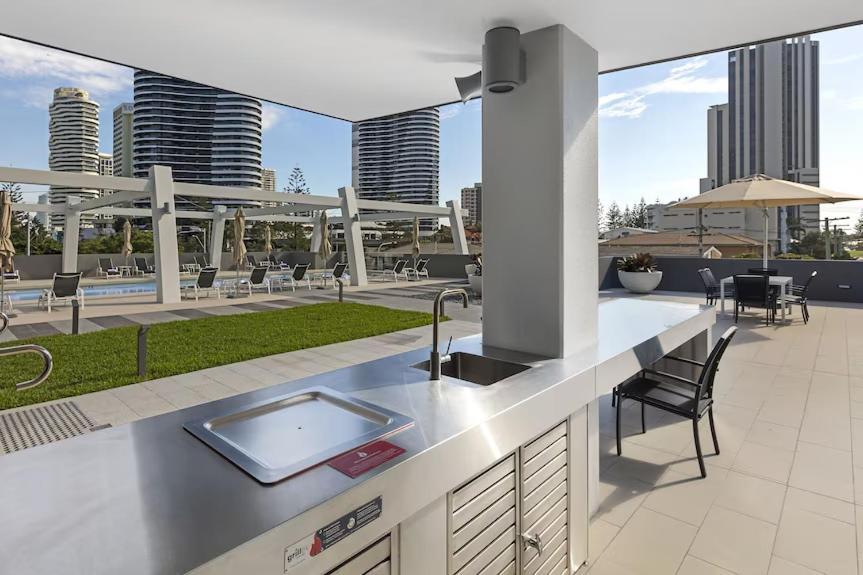 Beach Residences 2-Br River View Gold Coast Exterior photo